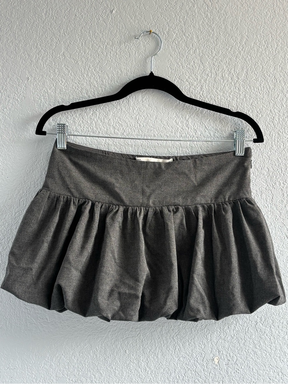 Hollister Dark Gray Bubble Mini Skirt with built in Shorts - Size XS